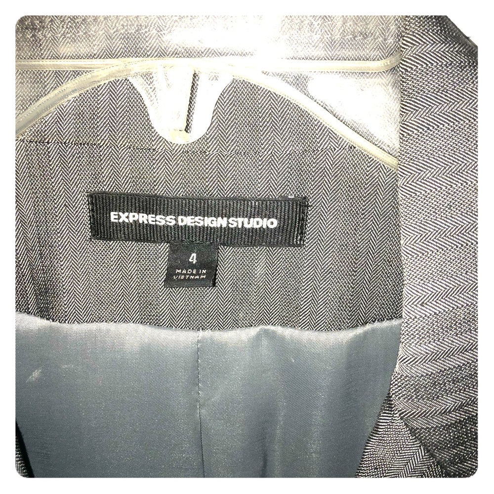 Express woman’s blazer